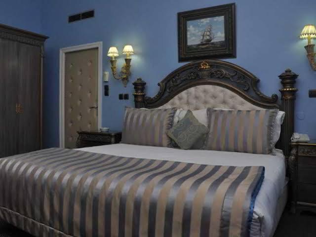 Hotel El Djazair El Mouradia Екстериор снимка