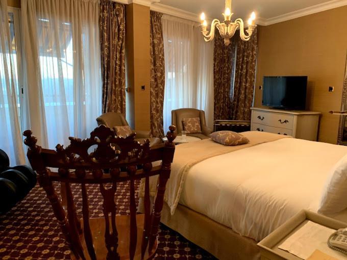 Hotel El Djazair El Mouradia Екстериор снимка