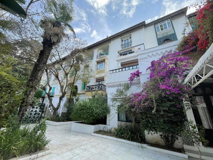 Hotel El Djazair El Mouradia Екстериор снимка