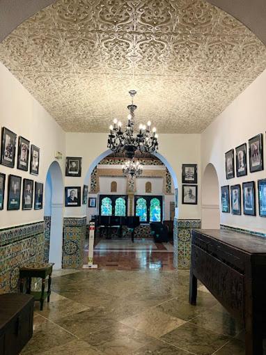 Hotel El Djazair El Mouradia Екстериор снимка